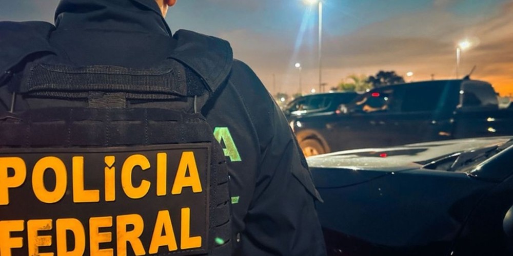 MÍDIA CATIVA: Polícia Federal mira páginas e grupos suspeitos de receber dinheiro para divulgar conteúdos políticos! Saiba tudo!