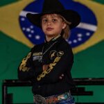 Menino de 10 anos encara touro em desafio beneficente no Country Bulls! Leia tudo aqui!