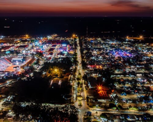 Festa do Peão de Barretos aposta em tecnologia para operar estrutura equivalente a uma cidade temporária